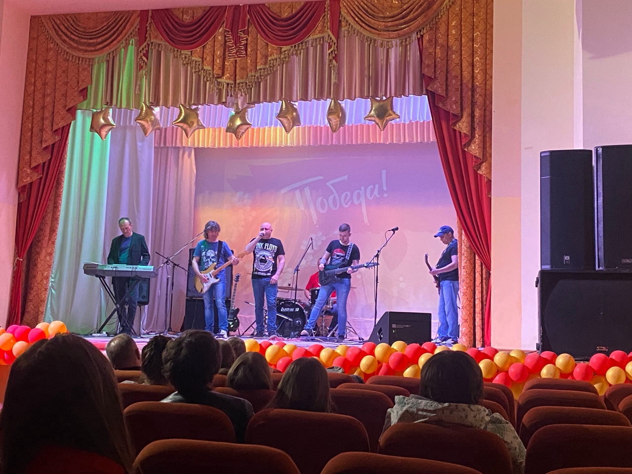 9им2